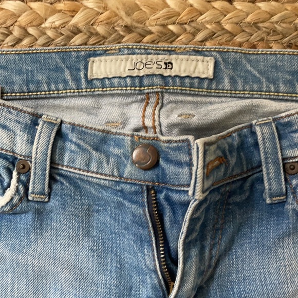 Joe’s Jeans Light Wash, size 26 - Picture 4 of 11
